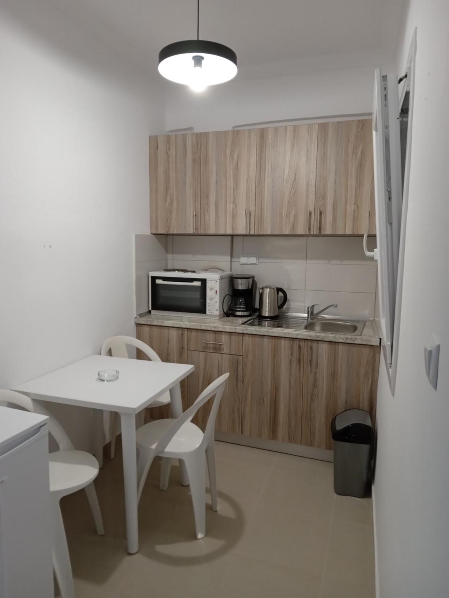 Leonidas Apartments Nea Peramos  Luaran gambar